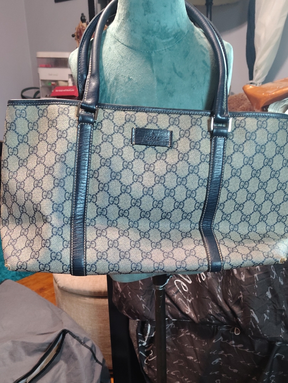 Gucci